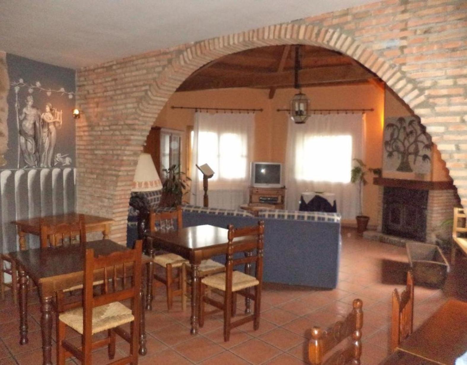 Mansio De La Plata Guest House Penacaballera Ngoại thất bức ảnh